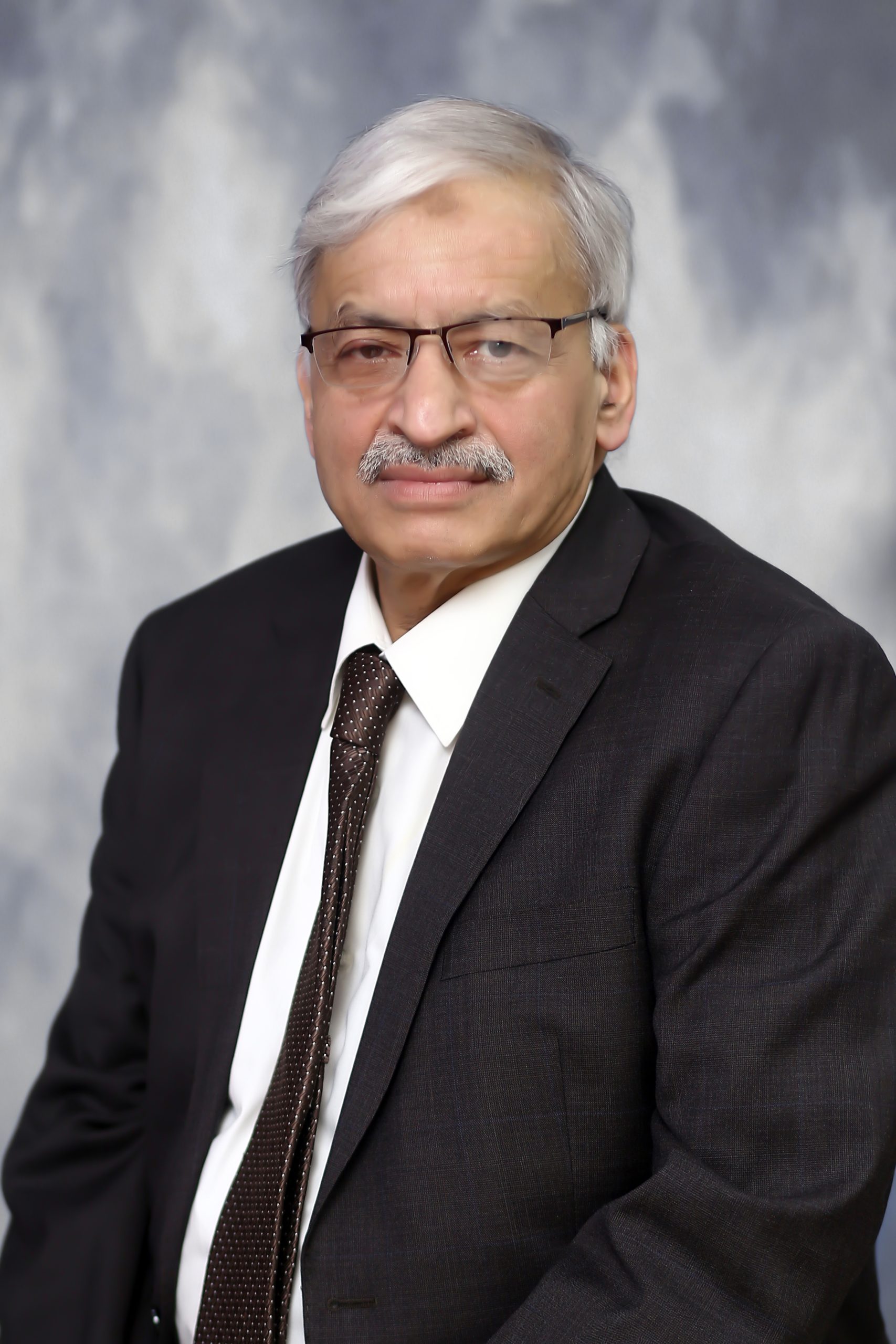 Prof. Khwaja M Azim – Shalamar Medical and Dental College